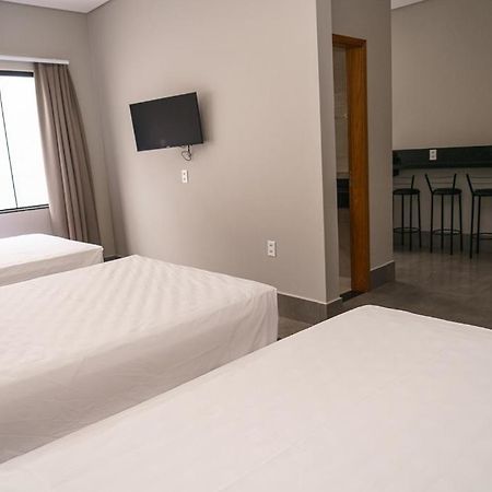 フォス・ド・イグアスApartamento Com Cozinha Privativaアパートメント エクステリア 写真